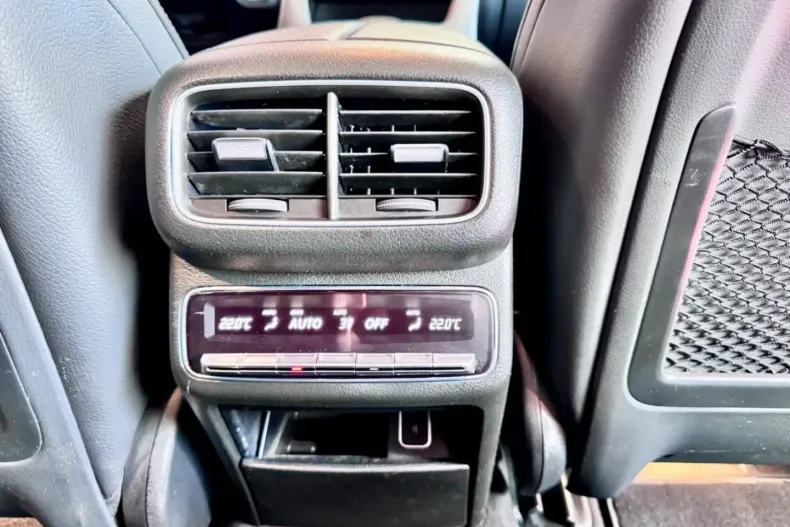 Mercedes-Benz GLE 350 din 2021 cu 77.100 km - oferta MER153163 - foto 24