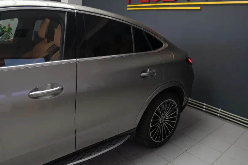 Mercedes-Benz GLC 200 din 2024 cu 16.200 km - oferta MER153171 - foto 9