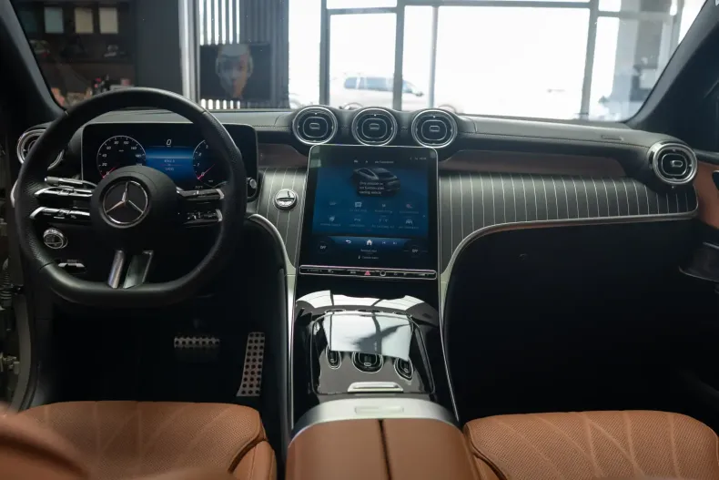 Mercedes-Benz GLC 200 din 2024 cu 16.200 km - oferta MER153171 - foto 11