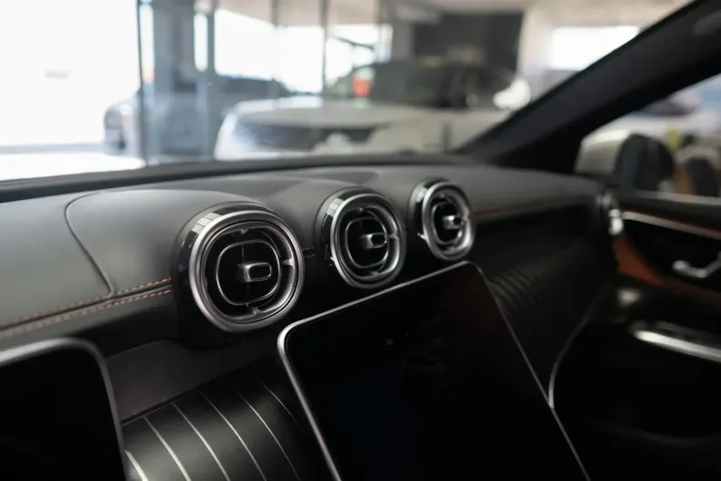 Mercedes-Benz GLC 200 din 2024 cu 16.200 km - oferta MER153171 - foto 21