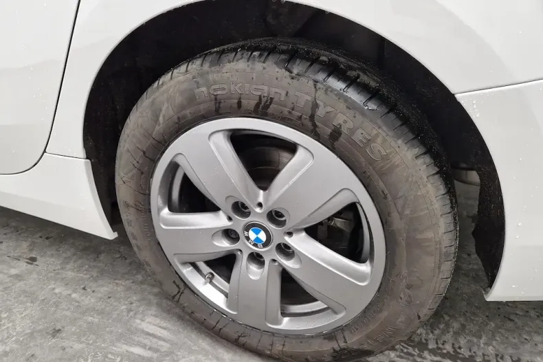 BMW Seria 2 din 2023 cu 79.900 km - oferta BMW153175 - foto 5