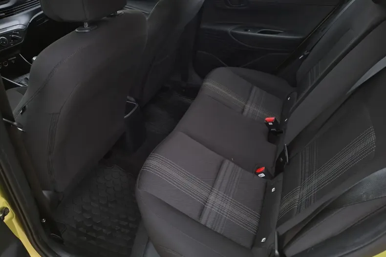 Hyundai i20 din 2023 cu 30.316 km - oferta HYU153182 - foto 15