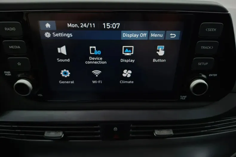 Hyundai i20 din 2023 cu 30.316 km - oferta HYU153182 - foto 19