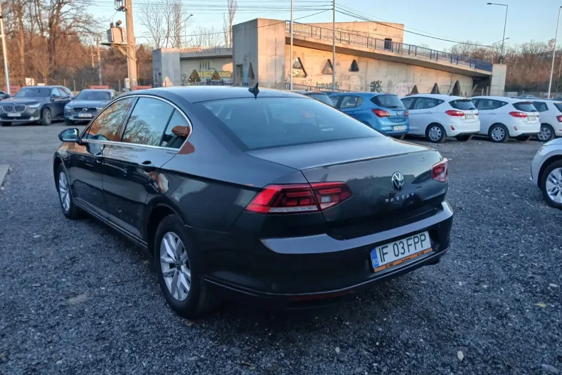 Volkswagen Passat din 2022 cu 103.988 km - oferta VOL153190 - foto 4