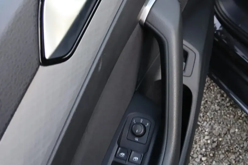 Volkswagen Passat din 2022 cu 103.988 km - oferta VOL153190 - foto 10