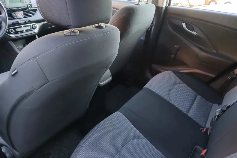 Hyundai i30 din 2021 cu 109.937 km - oferta HYU153192 - foto 5