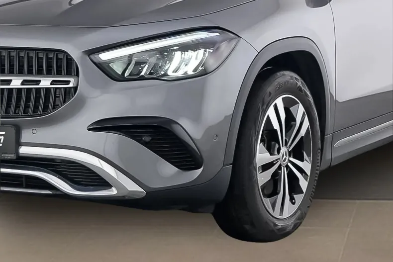 Mercedes-Benz GLA din 2024 cu 13.300 km - oferta MER153194 - foto 3