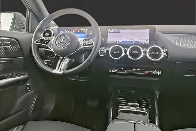 Mercedes-Benz GLA din 2024 cu 13.300 km - oferta MER153194 - foto 6