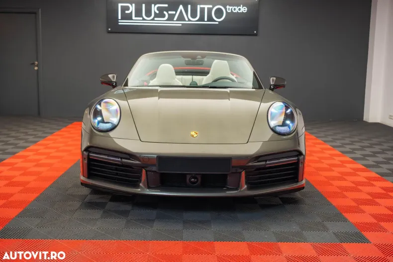 Porsche 911 din 2023 cu 18.200 km - oferta POR153196 - foto 2