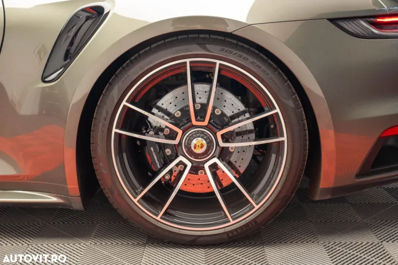 Porsche 911 din 2023 cu 18.200 km - oferta POR153196 - foto 20