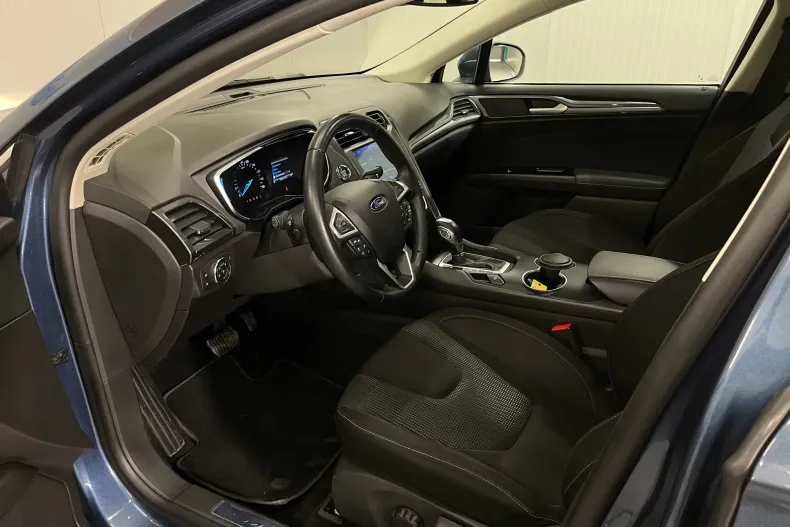 Ford Mondeo din 2021 cu 67.220 km - oferta FOR153200 - foto 5