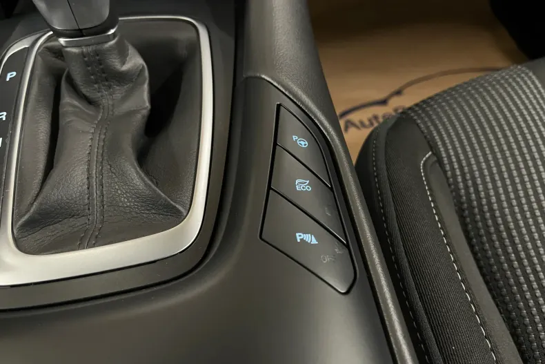 Ford Mondeo din 2021 cu 67.220 km - oferta FOR153200 - foto 24