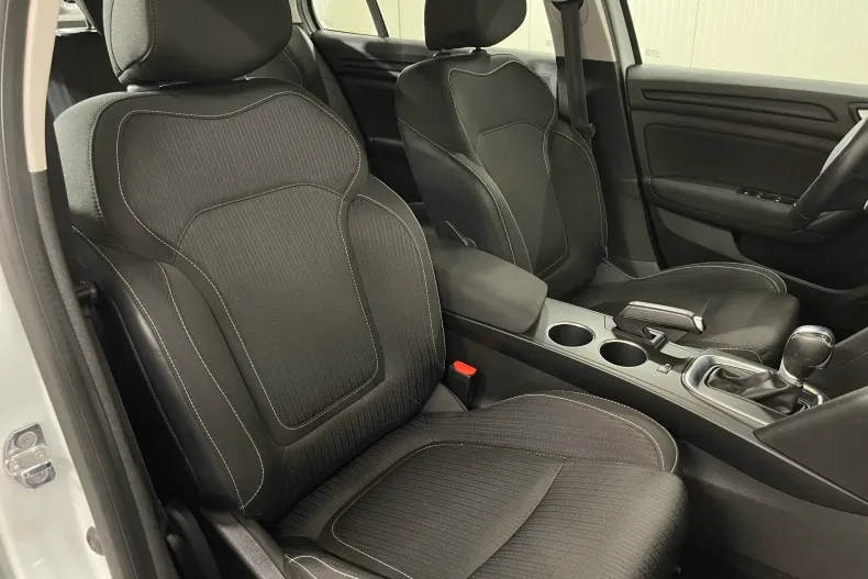 Renault Megane din 2019 cu 110.083 km - oferta REN153205 - foto 9