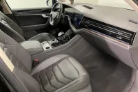 Volkswagen Touareg din 2020 cu 116.806 km - oferta VOL153207 - foto 11