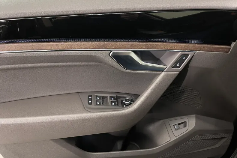 Volkswagen Touareg din 2020 cu 116.806 km - oferta VOL153207 - foto 25