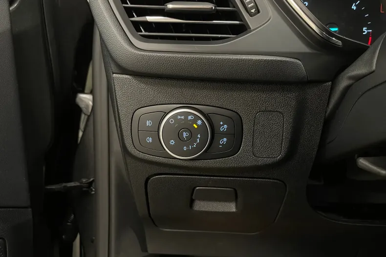 Ford Focus din 2020 cu 127.393 km - oferta FOR153210 - foto 26