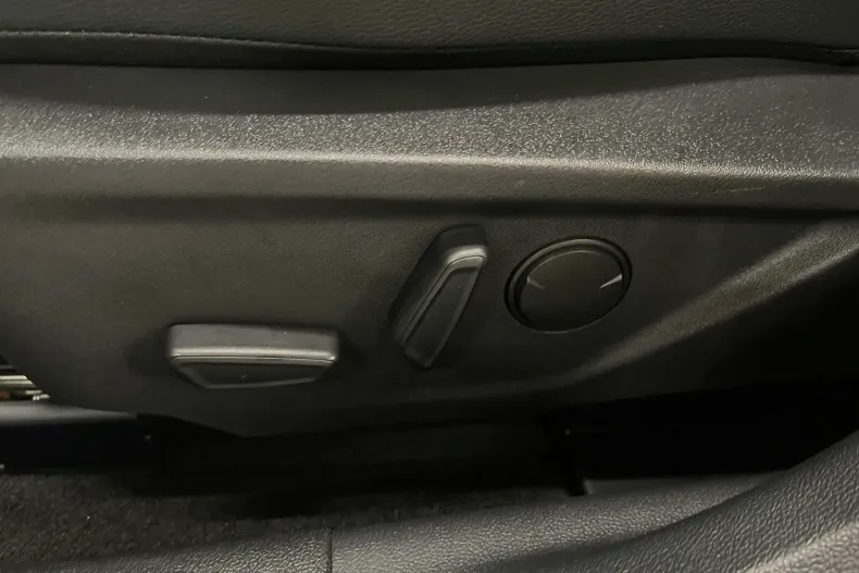 Ford Focus din 2021 cu 131.080 km - oferta FOR153214 - foto 19