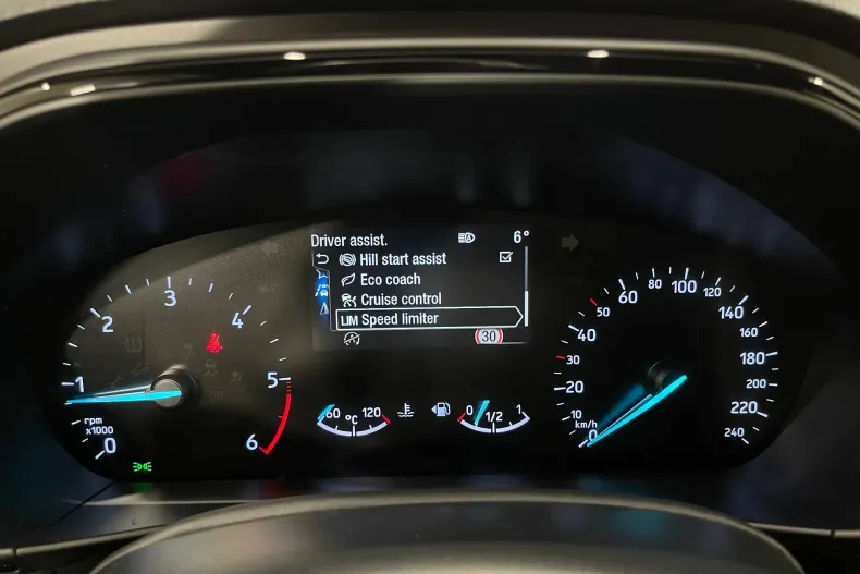 Ford Focus din 2021 cu 131.080 km - oferta FOR153214 - foto 31