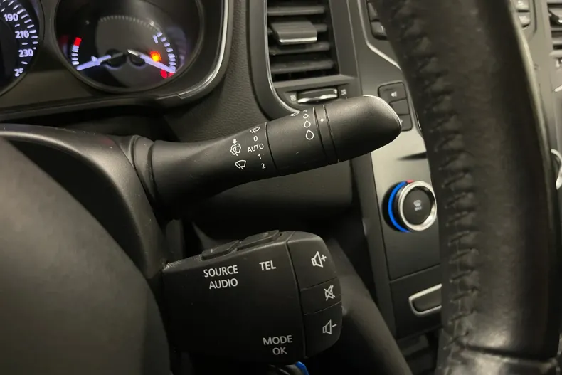 Renault Megane din 2019 cu 114.648 km - oferta REN153216 - foto 17