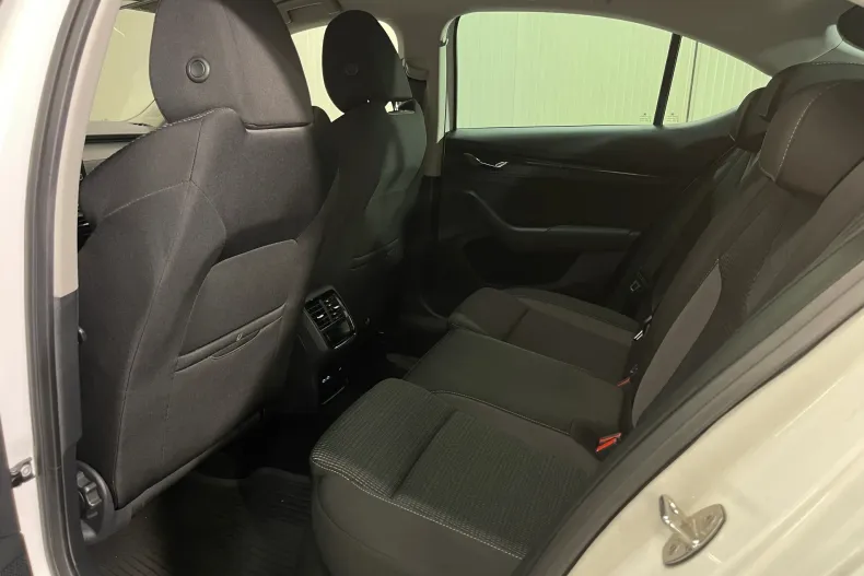 Skoda Octavia din 2021 cu 101.512 km - oferta SKO153217 - foto 12