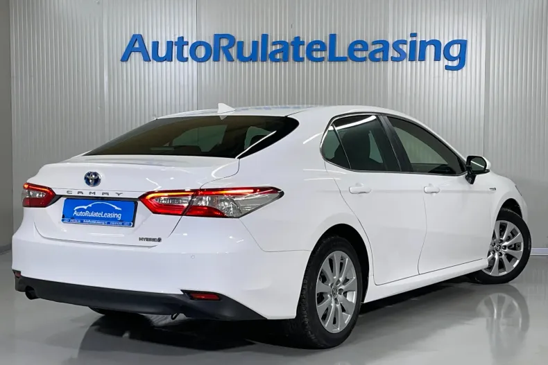 Toyota Camry din 2021 cu 50.064 km - oferta TOY153221 - foto 3