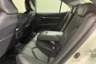 Toyota Camry din 2021 cu 50.064 km - oferta TOY153221 - foto 11