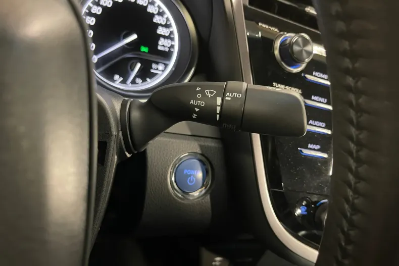 Toyota Camry din 2021 cu 50.064 km - oferta TOY153221 - foto 21