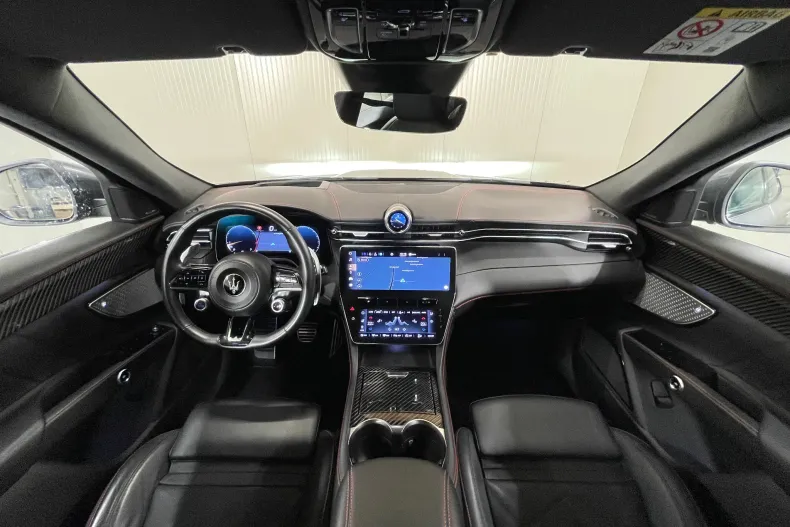 Maserati Grecale din 2023 cu 70.406 km - oferta MAS153226 - foto 8