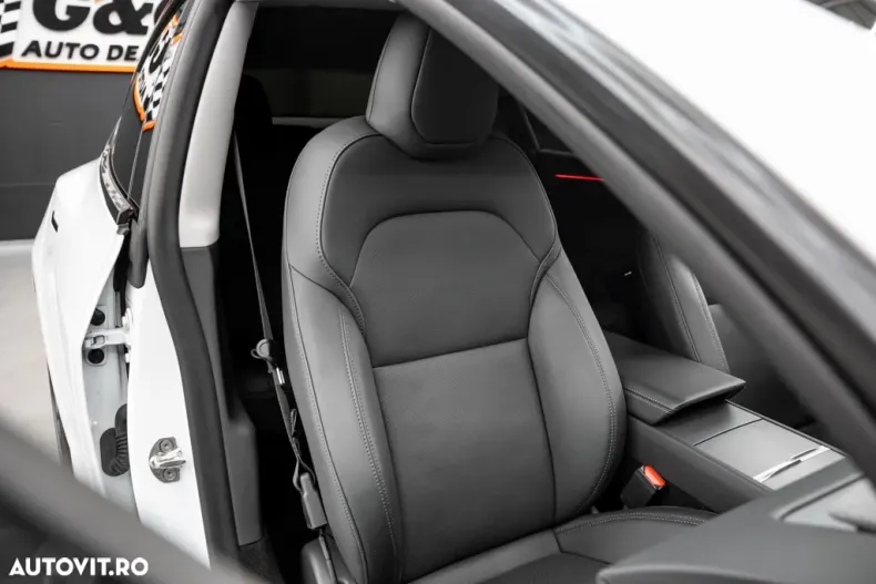 Tesla Model 3 din 2024 cu 15.000 km - oferta TES153234 - foto 11