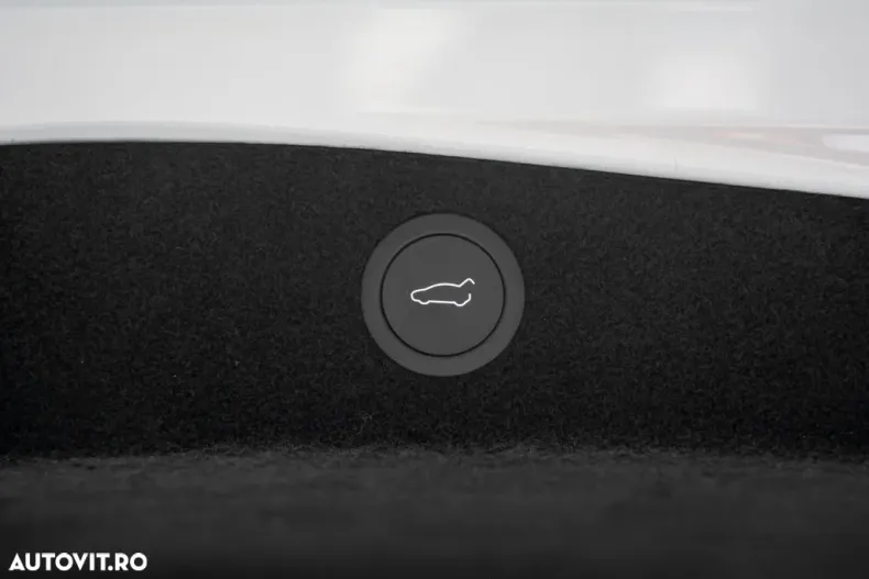 Tesla Model 3 din 2024 cu 15.000 km - oferta TES153234 - foto 27