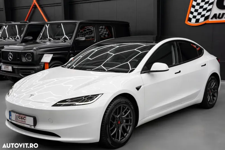 Tesla Model 3 din 2024 cu 15.000 km - oferta TES153234 - foto 28