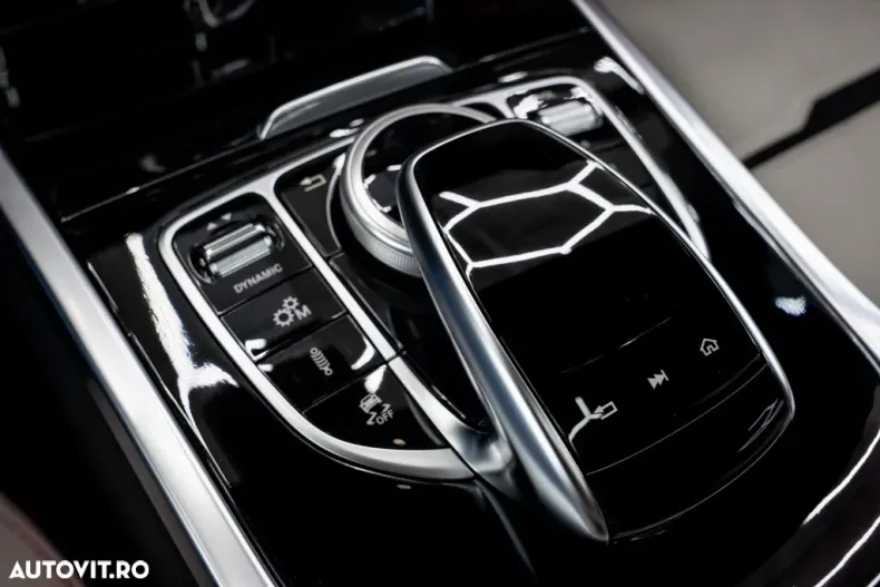 Mercedes-Benz G din 2023 cu 13.500 km - oferta MER153235 - foto 35