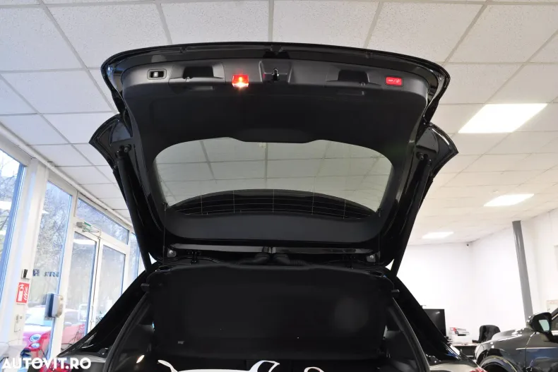 Mercedes-Benz GLA din 2024 cu 8.840 km - oferta MER153239 - foto 6