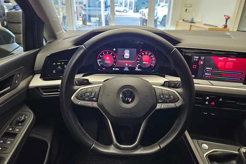 Volkswagen Golf din 2020 cu 137.000 km - oferta VOL153241 - foto 28