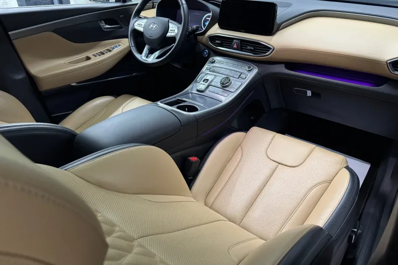 Hyundai SANTA FE din 2022 cu 73.865 km - oferta HYU153242 - foto 7