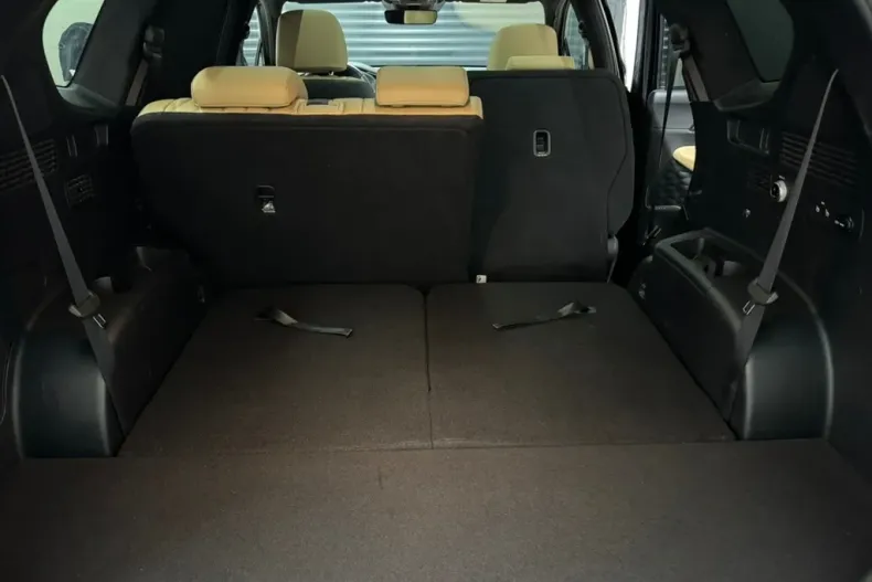 Hyundai SANTA FE din 2022 cu 73.865 km - oferta HYU153242 - foto 25