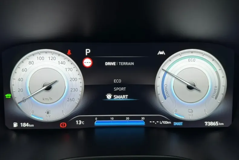 Hyundai SANTA FE din 2022 cu 73.865 km - oferta HYU153242 - foto 27