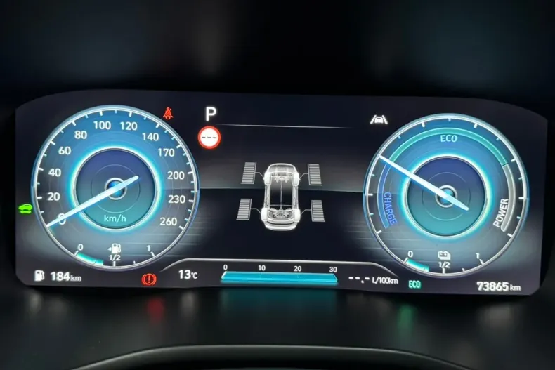 Hyundai SANTA FE din 2022 cu 73.865 km - oferta HYU153242 - foto 28