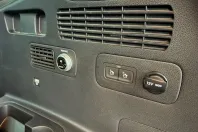 Hyundai SANTA FE din 2022 cu 73.865 km - oferta HYU153242 - foto 32