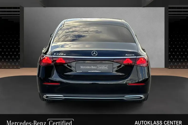 Mercedes-Benz E din 2025 cu 18.842 km - oferta MER153244 - foto 5