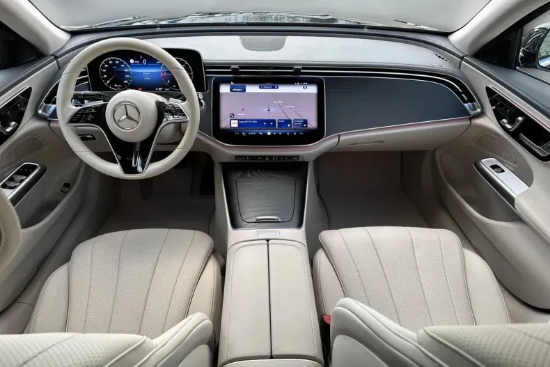 Mercedes-Benz E din 2025 cu 18.842 km - oferta MER153244 - foto 12