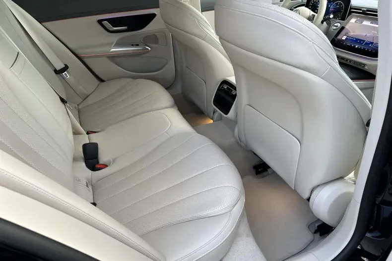 Mercedes-Benz E din 2025 cu 18.842 km - oferta MER153244 - foto 15