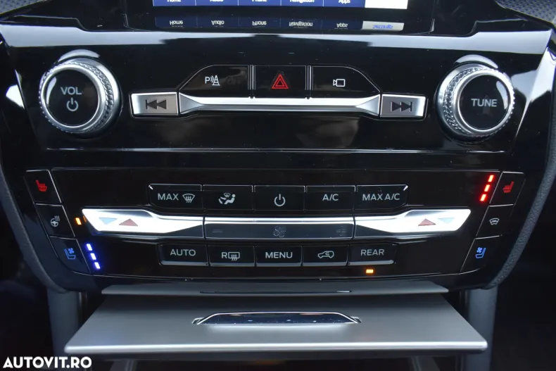 Ford Explorer din 2023 cu 26.432 km - oferta FOR153246 - foto 11