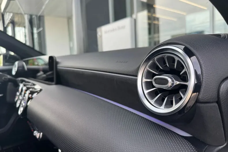 Mercedes-Benz A din 2019 cu 107.500 km - oferta MER153249 - foto 11