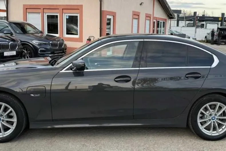 BMW Seria 3 din 2021 cu 116.000 km - oferta BMW153250 - foto 4