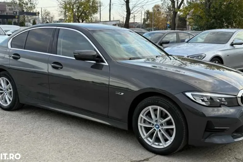 BMW Seria 3 din 2021 cu 116.000 km - oferta BMW153250 - foto 11