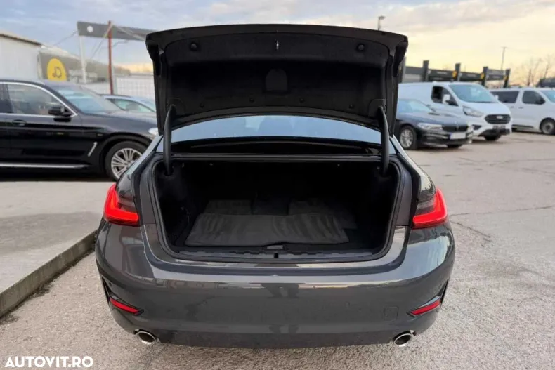 BMW Seria 3 din 2021 cu 116.000 km - oferta BMW153250 - foto 12