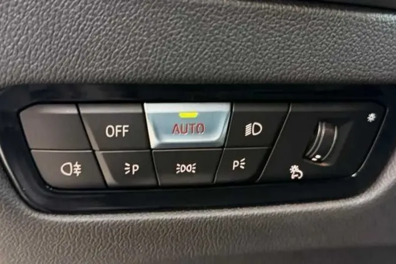 BMW Seria 3 din 2021 cu 116.000 km - oferta BMW153250 - foto 20