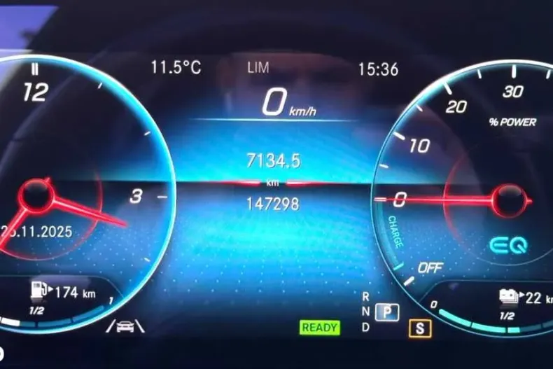 Mercedes-Benz E din 2021 cu 147.000 km - oferta MER153254 - foto 28