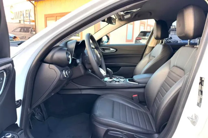 Alfa Romeo Giulia din 2020 cu 84.000 km - oferta ALF153255 - foto 15